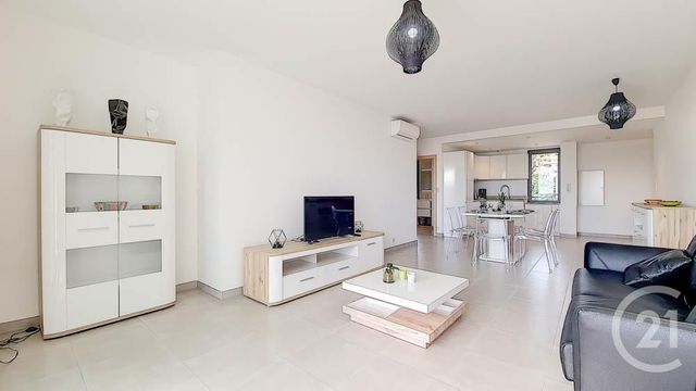 Afficher la photo en grand Appartement T2 à louer - 2 pièces - 62.43 m2 - PORTO VECCHIO - 201 - CORSE - Century 21 Demeures Conseils