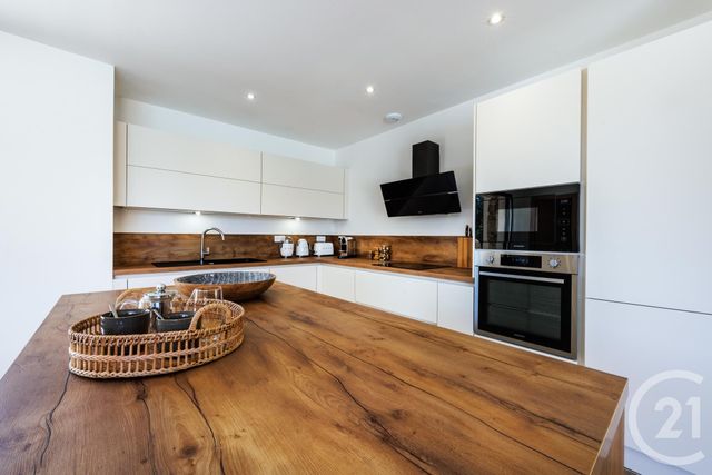 Afficher la photo en grand maison à louer - 5 pièces - 160.0 m2 - ZONZA - 201 - CORSE - Century 21 Demeures Conseils