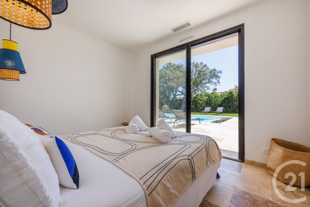 Afficher la photo en grand maison à louer - 5 pièces - 160.0 m2 - ZONZA - 201 - CORSE - Century 21 Demeures Conseils