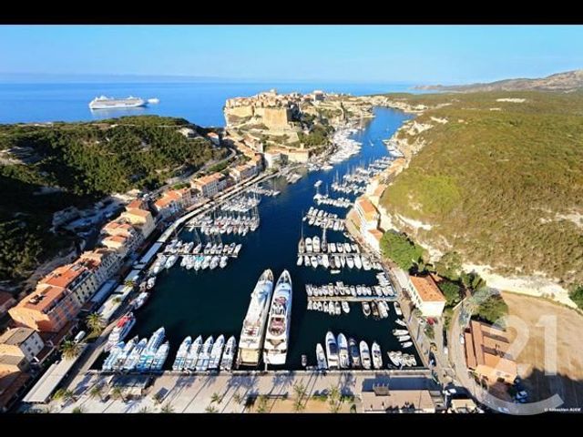 Appartement T4 à vendre - 4 pièces - 110.0 m2 - BONIFACIO - 201 - CORSE - Century 21 Demeures Conseils