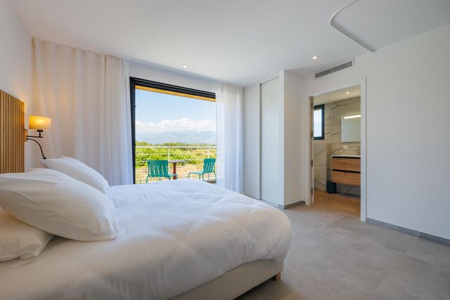 maison à louer - 6 pièces - 237.0 m2 - LECCI - 201 - CORSE - Century 21 Demeures Conseils