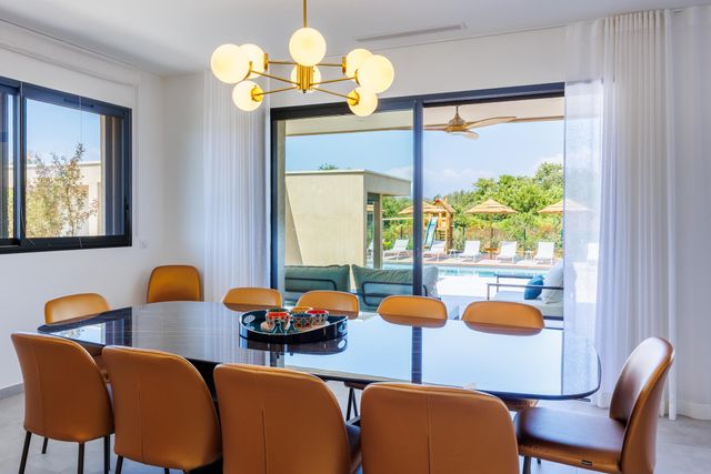 maison à louer - 6 pièces - 237.0 m2 - LECCI - 201 - CORSE - Century 21 Demeures Conseils