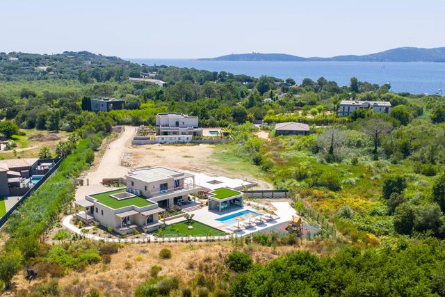 maison à louer - 6 pièces - 237.0 m2 - LECCI - 201 - CORSE - Century 21 Demeures Conseils