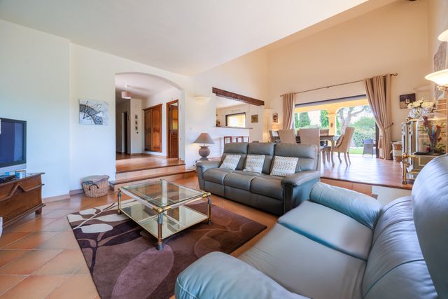 Afficher la photo en grand maison à vendre - 6 pièces - 233.79 m2 - LECCI - 201 - CORSE - Century 21 Demeures Conseils