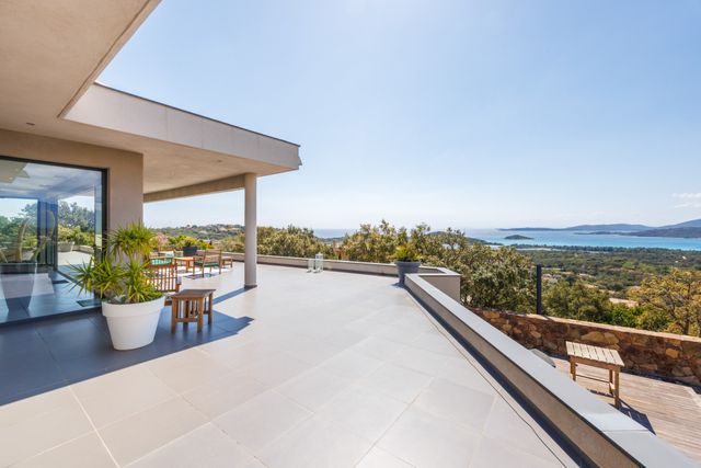 maison à vendre - 10 pièces - 595.0 m2 - ZONZA - 201 - CORSE - Century 21 Demeures Conseils