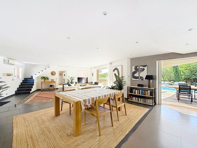 Afficher la photo en grand maison à vendre - 6 pièces - 201.0 m2 - PORTO VECCHIO - 201 - CORSE - Century 21 Demeures Conseils