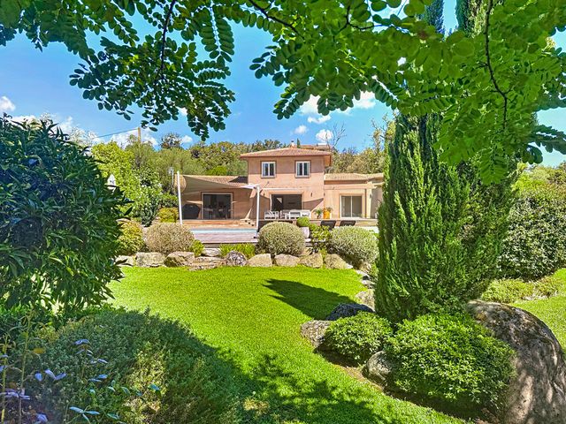 Afficher la photo en grand maison à vendre - 6 pièces - 201.0 m2 - PORTO VECCHIO - 201 - CORSE - Century 21 Demeures Conseils