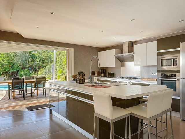 Afficher la photo en grand maison à vendre - 6 pièces - 201.0 m2 - PORTO VECCHIO - 201 - CORSE - Century 21 Demeures Conseils