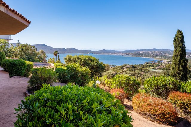 maison à vendre - 10 pièces - 264.0 m2 - PORTO VECCHIO - 201 - CORSE - Century 21 Demeures Conseils