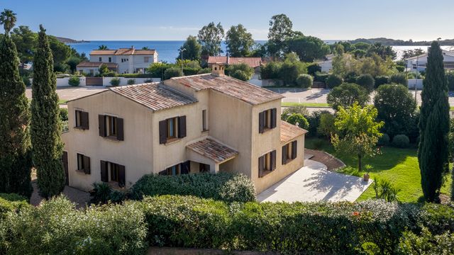 Maison à vendre LECCI
