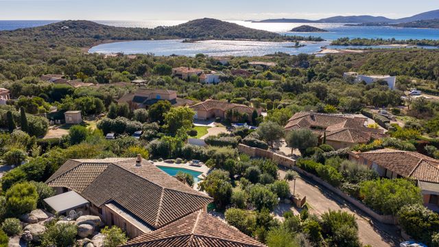 maison à vendre - 6 pièces - 152.0 m2 - ZONZA - 201 - CORSE - Century 21 Demeures Conseils