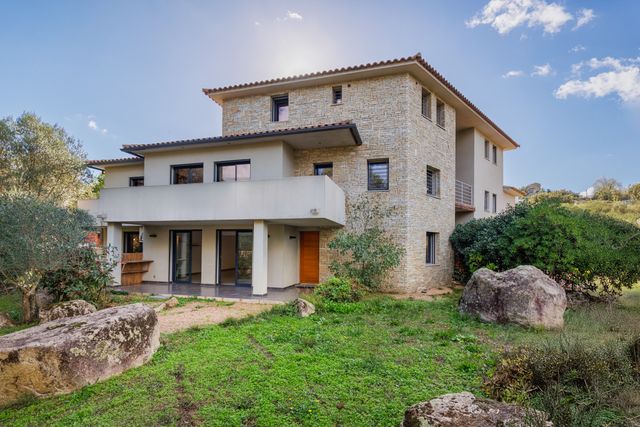 maison à vendre - 10 pièces - 319.38 m2 - PORTO VECCHIO - 201 - CORSE - Century 21 Demeures Conseils