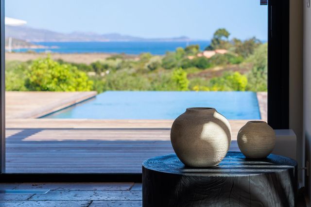 maison à louer - 7 pièces - 450.0 m2 - BONIFACIO - 201 - CORSE - Century 21 Demeures Conseils