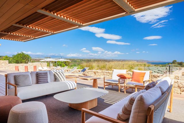 maison à louer - 7 pièces - 450.0 m2 - BONIFACIO - 201 - CORSE - Century 21 Demeures Conseils