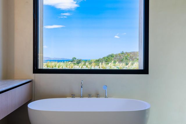 maison à louer - 7 pièces - 450.0 m2 - BONIFACIO - 201 - CORSE - Century 21 Demeures Conseils