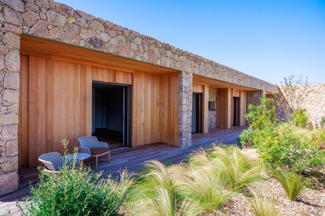 maison à louer - 7 pièces - 450.0 m2 - BONIFACIO - 201 - CORSE - Century 21 Demeures Conseils