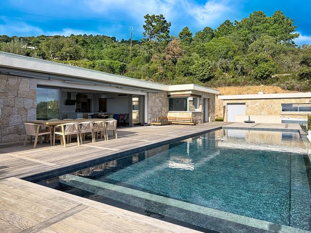 maison à vendre - 10 pièces - 320.0 m2 - PORTO VECCHIO - 201 - CORSE - Century 21 Demeures Conseils