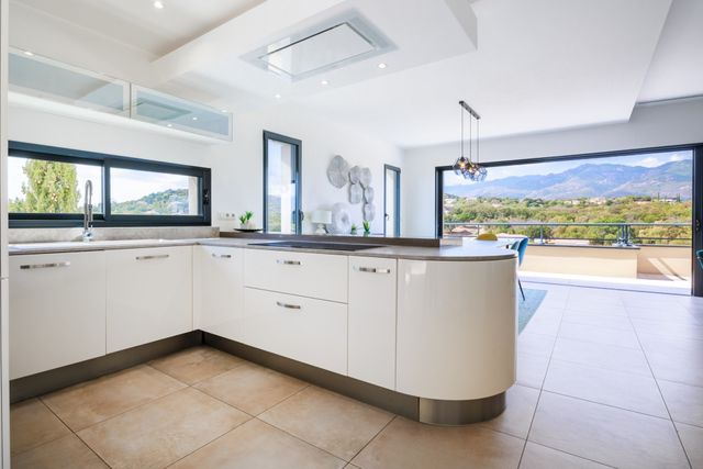 maison à vendre - 4 pièces - 144.0 m2 - PORTO VECCHIO - 201 - CORSE - Century 21 Demeures Conseils