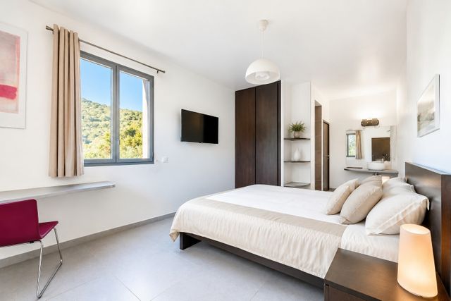 maison à vendre - 5 pièces - 205.97 m2 - STE LUCIE DE PORTO VECCHIO - 201 - CORSE - Century 21 Demeures Conseils