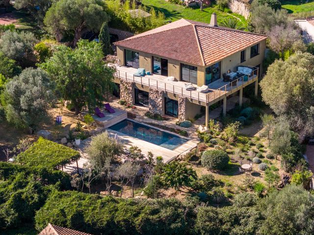 maison à vendre - 8 pièces - 314.0 m2 - ZONZA - 201 - CORSE - Century 21 Demeures Conseils