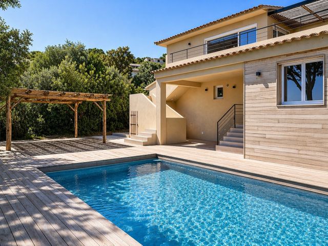 maison à vendre - 6 pièces - 176.0 m2 - ZONZA - 201 - CORSE - Century 21 Demeures Conseils