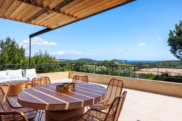 maison à vendre - 6 pièces - 176.0 m2 - ZONZA - 201 - CORSE - Century 21 Demeures Conseils