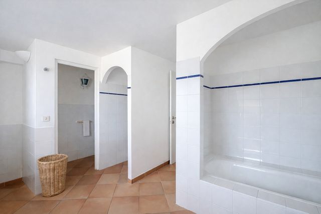 maison à vendre - 9 pièces - 224.0 m2 - PORTO VECCHIO - 201 - CORSE - Century 21 Demeures Conseils