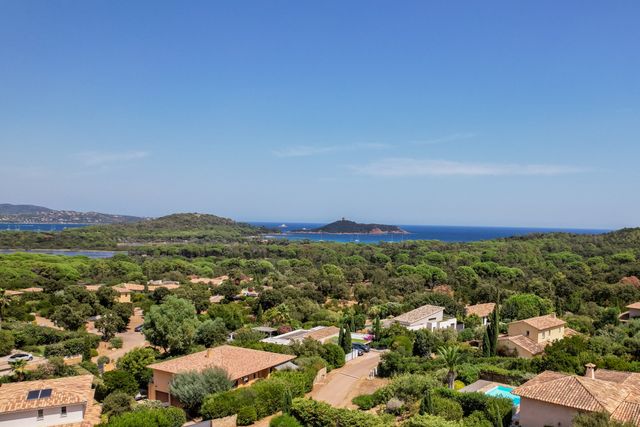 maison à vendre - 7 pièces - 247.0 m2 - ZONZA - 201 - CORSE - Century 21 Demeures Conseils
