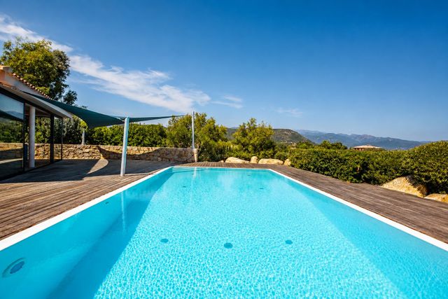 maison à vendre - 7 pièces - 247.0 m2 - ZONZA - 201 - CORSE - Century 21 Demeures Conseils