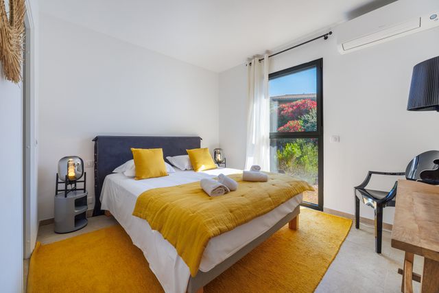 maison à vendre - 8 pièces - 257.0 m2 - ZONZA - 201 - CORSE - Century 21 Demeures Conseils