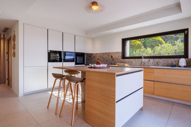 maison à louer - 7 pièces - 350.0 m2 - PORTO VECCHIO - 201 - CORSE - Century 21 Demeures Conseils