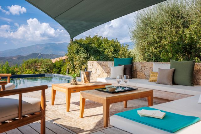maison à louer - 7 pièces - 350.0 m2 - PORTO VECCHIO - 201 - CORSE - Century 21 Demeures Conseils