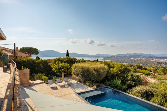 maison à louer - 7 pièces - 350.0 m2 - PORTO VECCHIO - 201 - CORSE - Century 21 Demeures Conseils