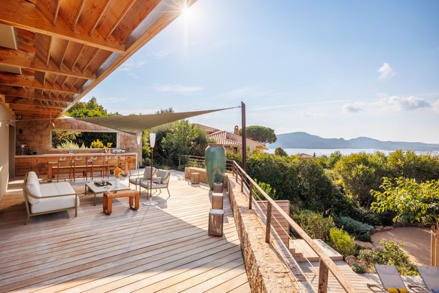 maison à louer - 7 pièces - 350.0 m2 - PORTO VECCHIO - 201 - CORSE - Century 21 Demeures Conseils