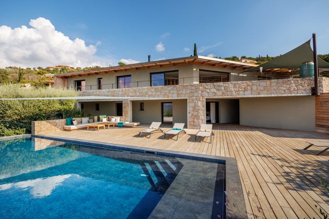 maison à louer - 7 pièces - 350.0 m2 - PORTO VECCHIO - 201 - CORSE - Century 21 Demeures Conseils