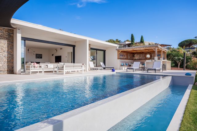 maison à louer - 5 pièces - 170.0 m2 - ZONZA - 201 - CORSE - Century 21 Demeures Conseils