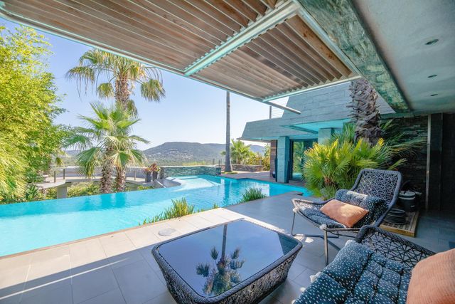 Afficher la photo en grand maison à vendre - 7 pièces - 314.07 m2 - ZONZA - 201 - CORSE - Century 21 Demeures Conseils