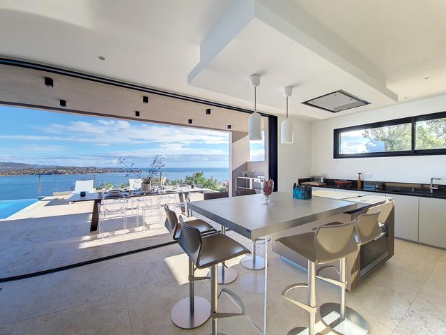 maison à louer - 6 pièces - 340.0 m2 - PORTO VECCHIO - 201 - CORSE - Century 21 Demeures Conseils