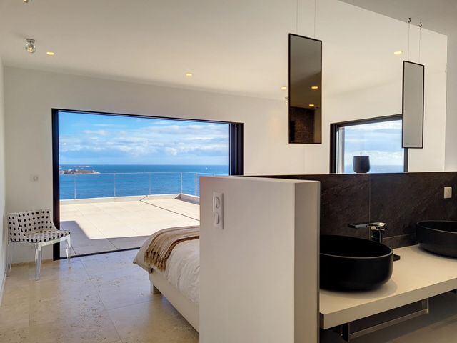 maison à louer - 6 pièces - 340.0 m2 - PORTO VECCHIO - 201 - CORSE - Century 21 Demeures Conseils