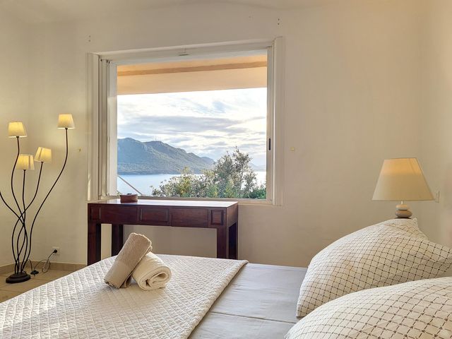 maison à louer - 7 pièces - 250.0 m2 - LECCI - 201 - CORSE - Century 21 Demeures Conseils