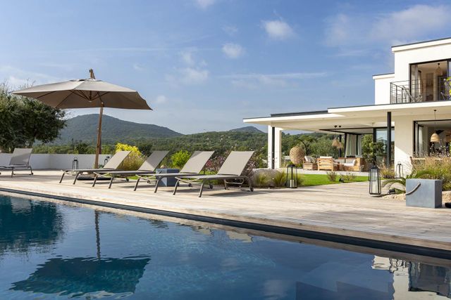 maison à louer - 6 pièces - 250.0 m2 - ZONZA - 201 - CORSE - Century 21 Demeures Conseils