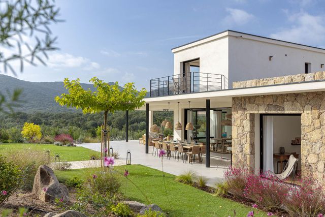 maison à louer - 6 pièces - 250.0 m2 - ZONZA - 201 - CORSE - Century 21 Demeures Conseils