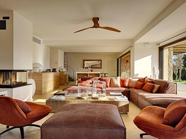 maison à louer - 5 pièces - 200.0 m2 - PORTO VECCHIO - 201 - CORSE - Century 21 Demeures Conseils