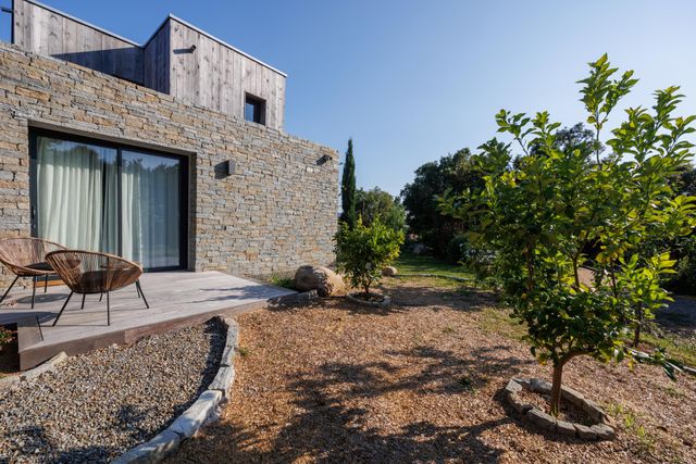 maison à louer - 5 pièces - 190.0 m2 - ZONZA - 201 - CORSE - Century 21 Demeures Conseils