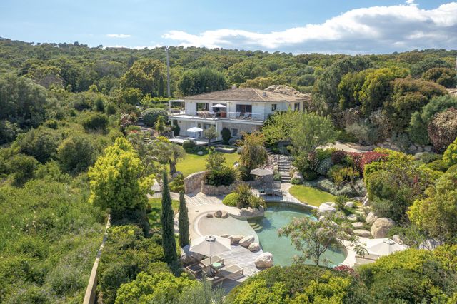 maison à louer - 6 pièces - 200.0 m2 - ZONZA - 201 - CORSE - Century 21 Demeures Conseils