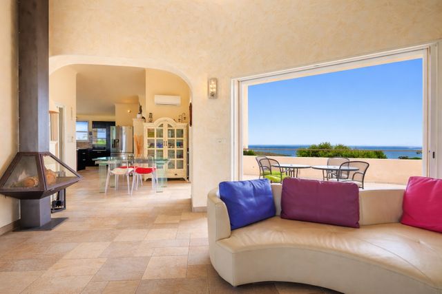 maison à vendre - 8 pièces - 233.97 m2 - ZONZA - 201 - CORSE - Century 21 Demeures Conseils