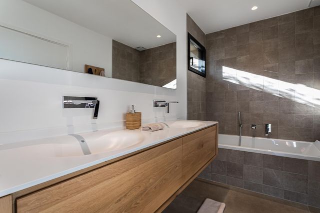 maison à louer - 5 pièces - 300.0 m2 - BONIFACIO - 201 - CORSE - Century 21 Demeures Conseils