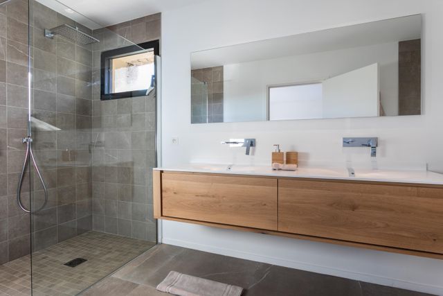 maison à louer - 5 pièces - 300.0 m2 - BONIFACIO - 201 - CORSE - Century 21 Demeures Conseils