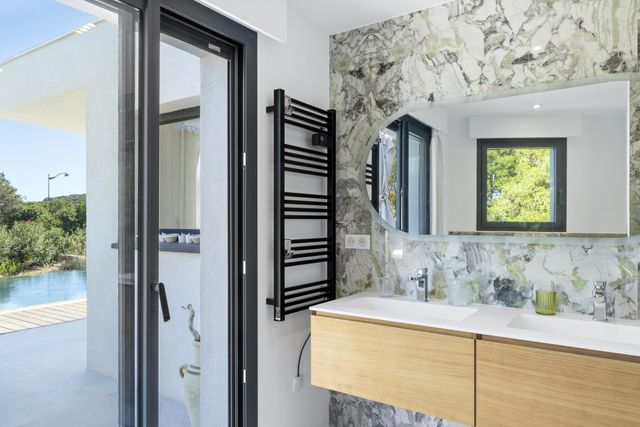 maison à louer - 5 pièces - 180.0 m2 - LECCI - 201 - CORSE - Century 21 Demeures Conseils