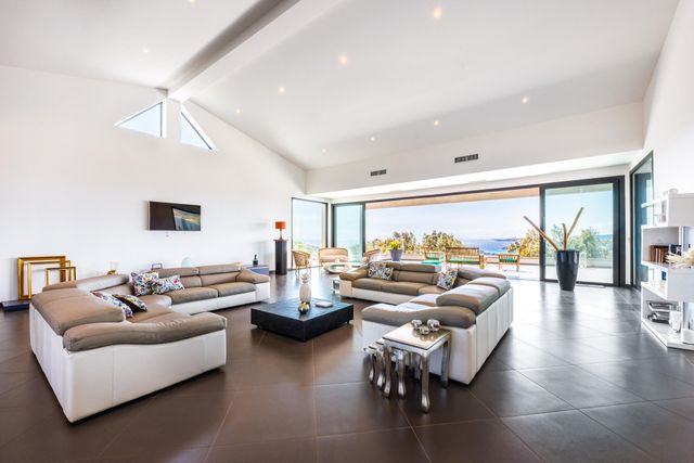 maison à vendre - 9 pièces - 595.91 m2 - ZONZA - 20 - CORSE - Century 21 Demeures Conseils